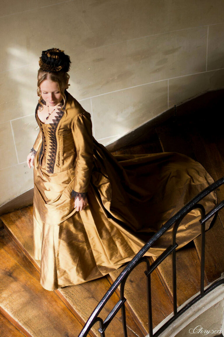 Bustle dress evening dress