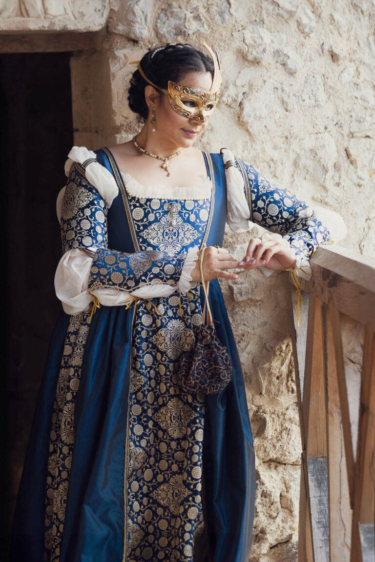 Robe renaissance italienne borgia 1500