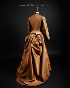Bustle dress Atelier Artisane