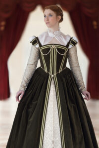 Robe renaissance francaise atelier artisane